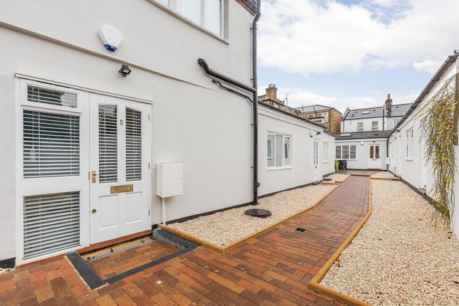 Thumbnail Terraced house to rent in Twickenham, Middlesex