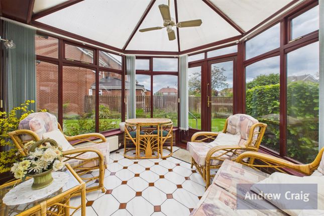 10 Lonsdale Avenue, South Bents, Sunderland photo 4
