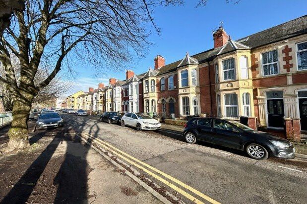 Thumbnail Terraced house to rent in Clarence Embankment, Cardiff