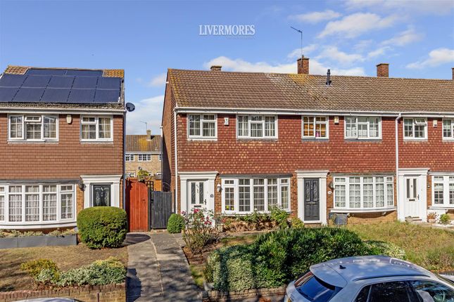End terrace house for sale in Old Road, Crayford, Kent