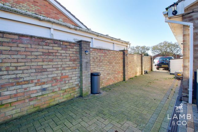 18, Longfields St. Osyth, Clacton-On-Sea photo 3