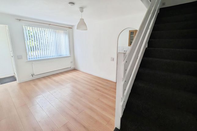 65, Canterbury Close, Bristol photo 2