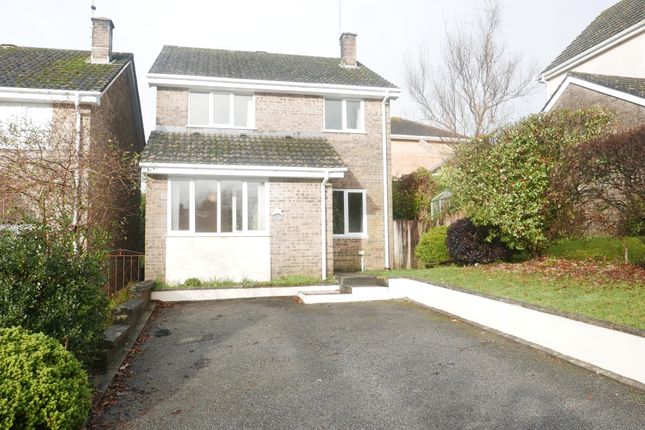 Detached house to rent in Trevanion Road, Liskeard, Cornwall