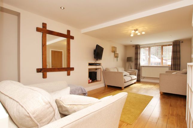 1, The Rhyd, Tredegar photo 2