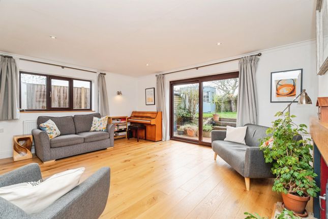 112, Hall Street, Melton Constable photo 4