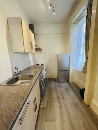 Flat 1, Devonshire House, 89 Bath Road, Cheltenham photo 2