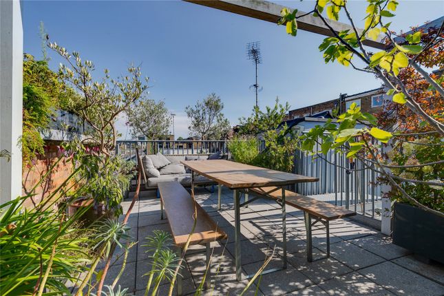 Loft 2, 122a, Gloucester Avenue, London photo 3
