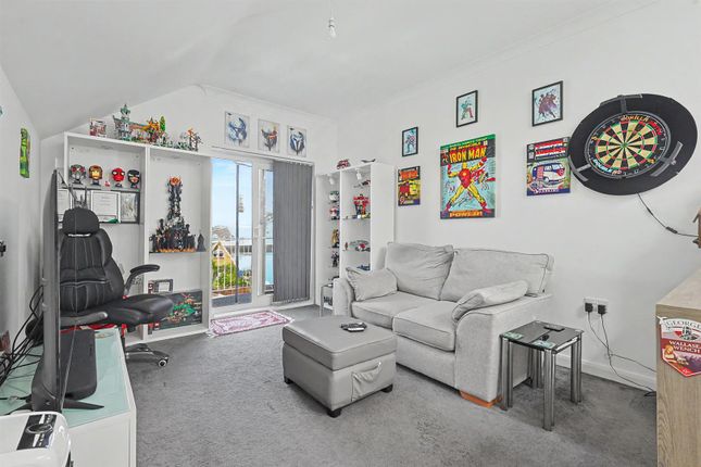 Flat 5, 109, High Road, Benfleet photo 4