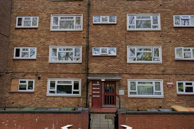 Thumbnail Flat for sale in Forest View Road, London