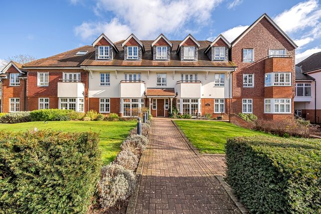 Thumbnail Flat for sale in Harding Place, Wokingham