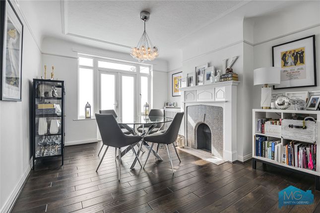 25, Longfield Avenue, London photo 3