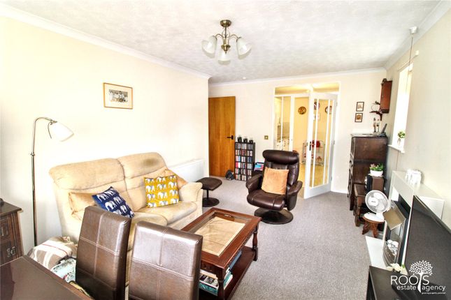 7, Ferndale Court, Berkshire photo 4