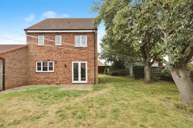 1, St. Giles Close, Retford photo 2