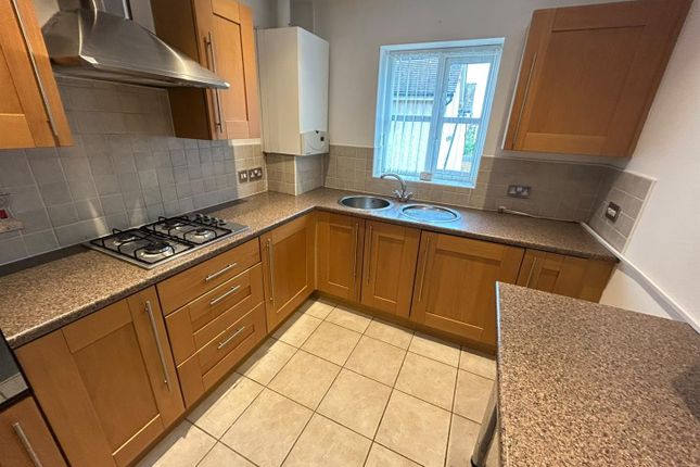 Cwrt Peris, Apartment 8, Colwyn Crescent, Colwyn Bay photo 2