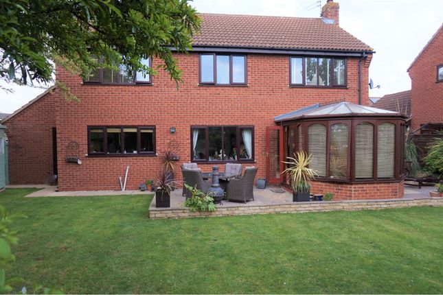 Detached house for sale in Canberra Close, Warwick