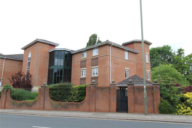 Thumbnail Flat to rent in Abbey Court, 270 Hale Lane, Edgware, Middx