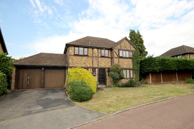 Detached house to rent in Clayhill Close, Bracknell