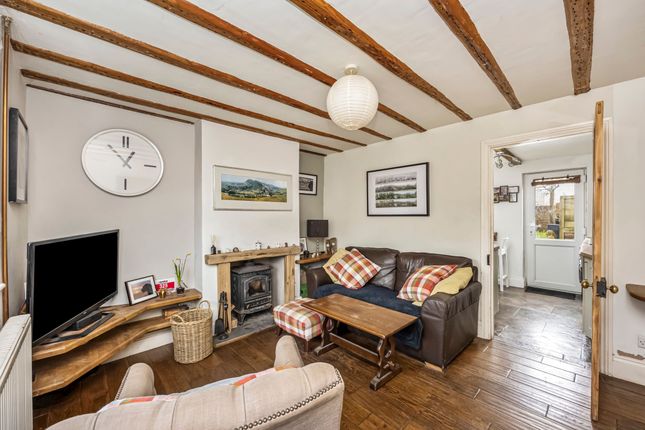 27 Charlton Street, Steyning photo 2