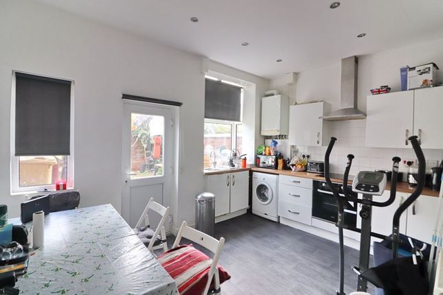 13, Chapman Street, Bolton photo 3