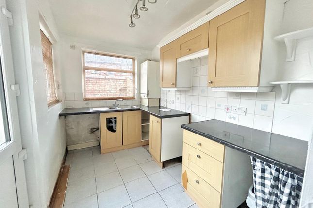 21, Fairhurst Street, Leigh photo 4