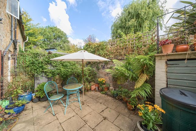 28, Compton Road, South Petherton photo 4