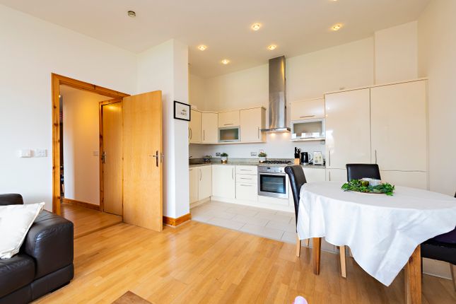 35 The Crescent Fortfield Square Terenure Dublin 6w 2 Bedroom