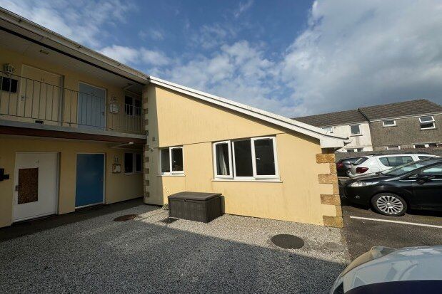 Thumbnail Flat to rent in Foundry Road, Camborne