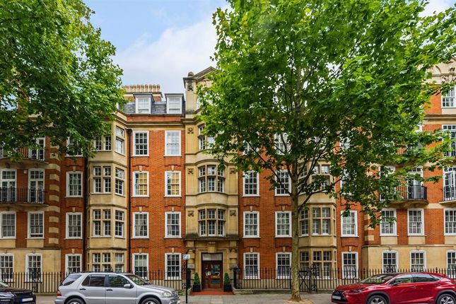 4 bed flat for sale in Coleherne Court, Old Brompton Road, London SW5