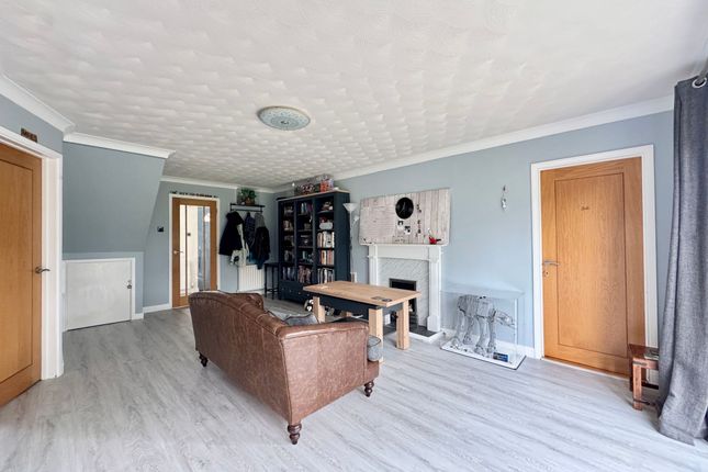 13 Fettiplace, Wantage photo 2