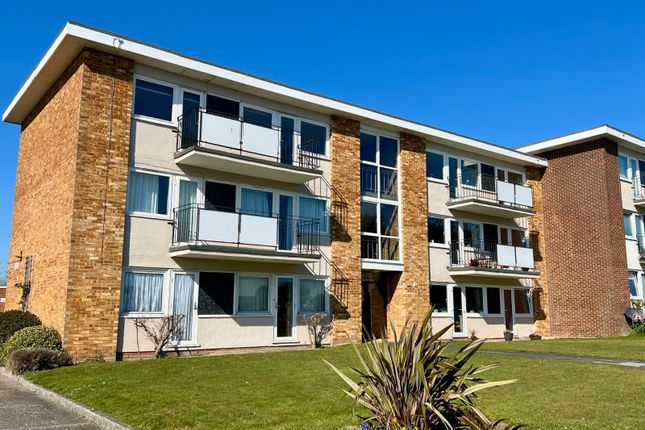 2-bed flat on 23 Dorset Court,, Lord Warden Avenue, Deal, £250,000