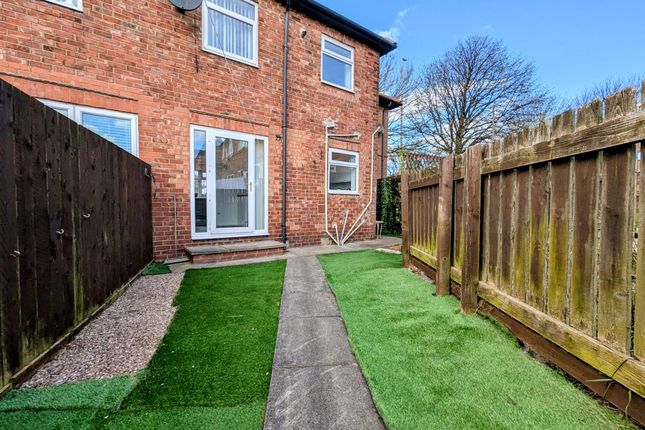 54 St. Cuthberts Avenue, South Shields photo 4