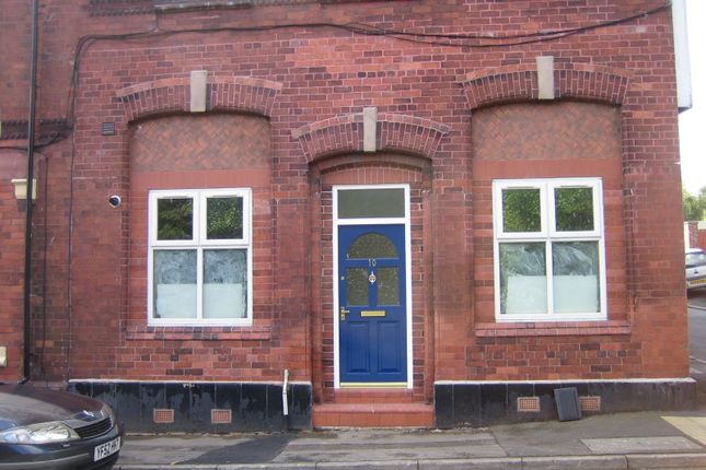 Thumbnail Flat to rent in Halton Road, Runcorn, Cheshire