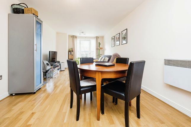 Flat for sale in Granite Apartments, 39 Windmill Lane, London