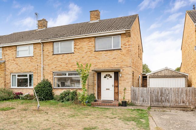 3-bed semi-detached on 20, Hendred Way, Abingdon, £445,000