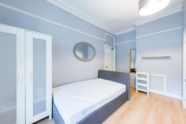Flat 1 29 Amersham Hill, High Wycombe photo 2