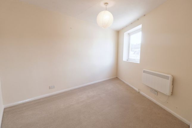 1B Needham Court,, Desborough Road, Buckinghamshire photo 4