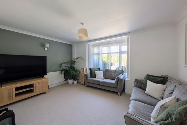 Hill View, Tewkesbury Road, Gloucester photo 4