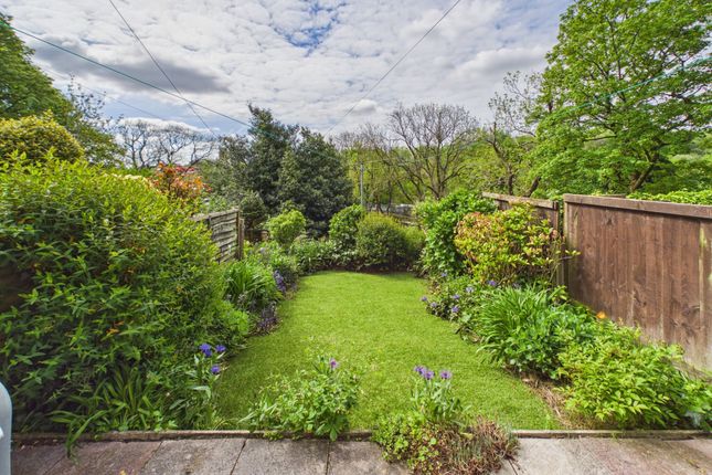 99 Waverley Road, Bolton photo 4