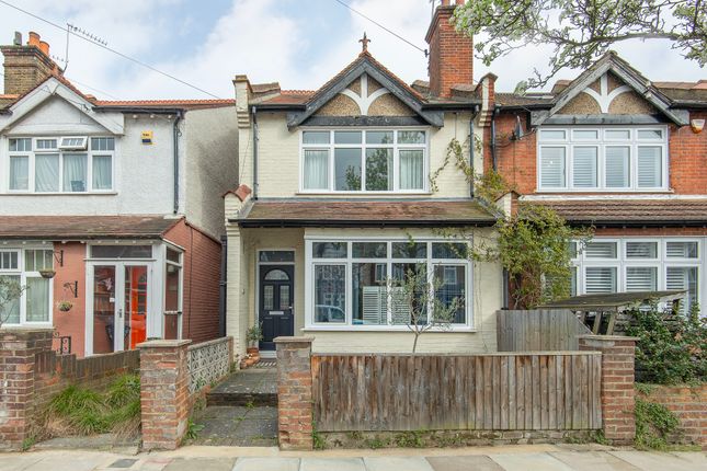 End terrace house for sale in Blagdon Road, New Malden
