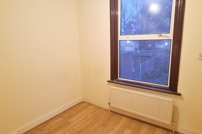 96, Leytonstone Road, London photo 5