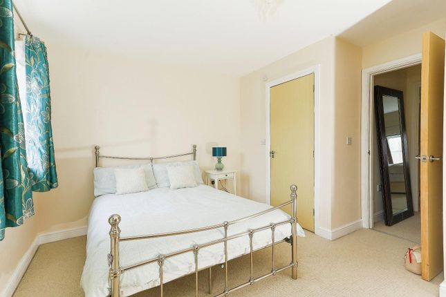 Town house for sale in Richmond Drive, Sutton Coldfield
