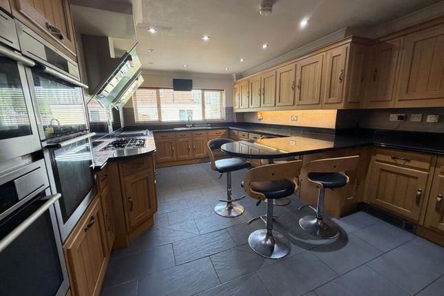 18, Pear Tree Drive, Birmingham photo 2