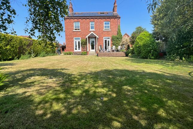 Thumbnail Detached house for sale in Cawood Road, Wistow