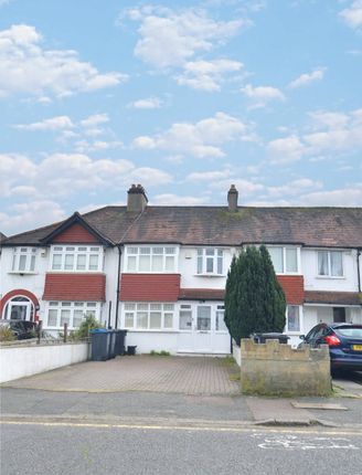 Thumbnail Terraced house to rent in Whytecliffe Road North, Purley