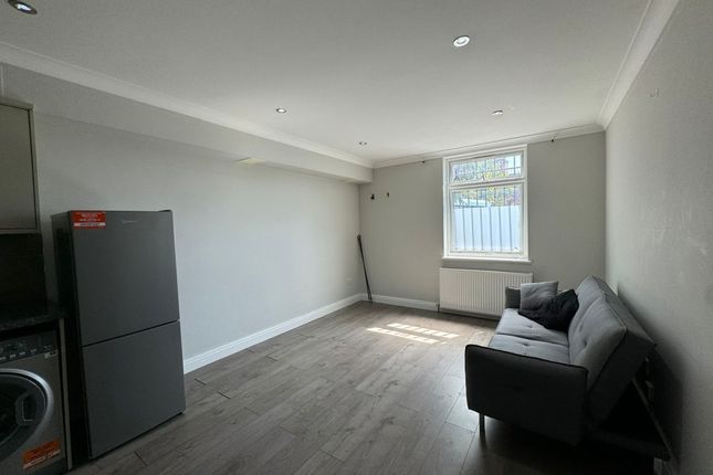 Church Street, Slough photo 4