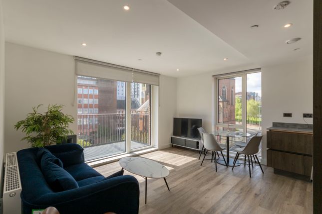 Flat to rent in The Colmore, Snow Hill Wharf, Shadwell Street, Birmingham