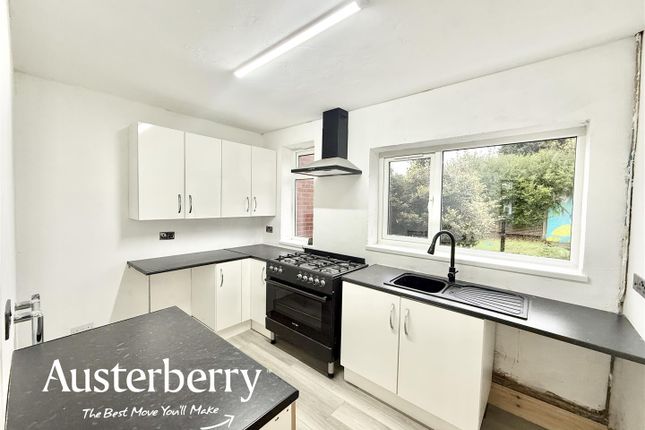 Oak Place, Stoke-On-Trent photo 2