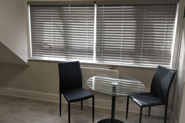 3, Hawkwood Mount, London photo 3