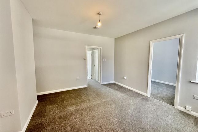 Livingstone Road, Southall photo 3