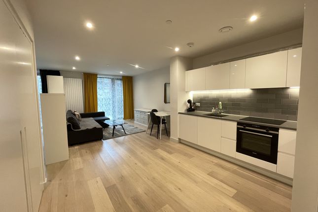 55, John Cabot House, London photo 4